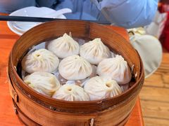 -莱莱小笼·乔艾