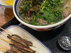 -云阿蛮云南生烫牛肉米线(奉贤路店)