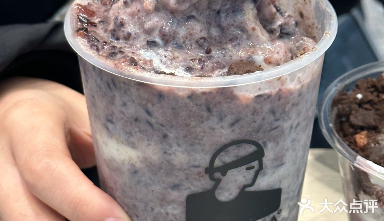 跪求大家去喝这杯“芋泥热奶宝”好喝到失声