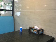 -茅炒屋龙虾·烧烤·湘菜(新河路店)