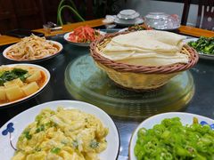 -秦扬居特色菜馆(上王村)