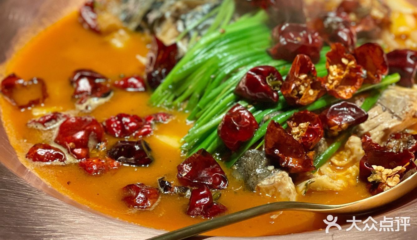 拾久越开越多了。在新京熹楼新京熹品鉴中心包间环境和服务还可以