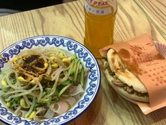 -大嘻咹biangbiang面(历史博物馆店)