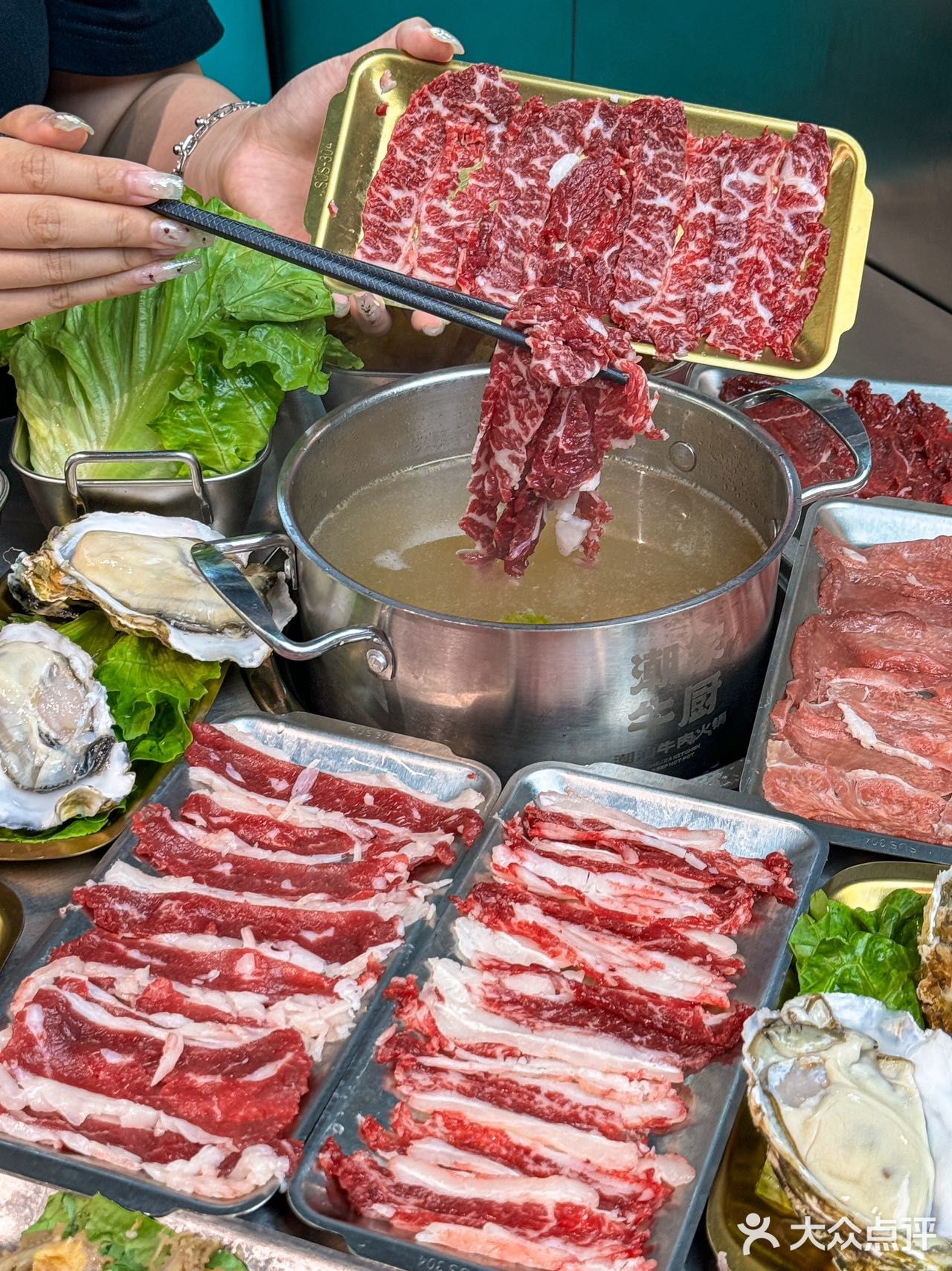 广州新晋超市型自选式牛肉火锅‼️实现鲜牛自由
