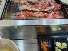 -牛信亭韩国料理·炭火烤肉(紫藤路店)