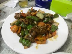 尖椒肥肠-王鹏家常菜馆