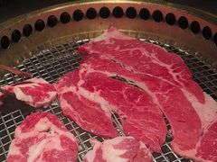 -铭牛烧肉·和牛海鲜自助(高新月牙湖店)