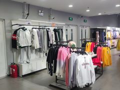 -唯品会(北京国瑞城店)