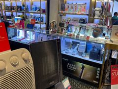 -百老汇(海港城海洋中心店)