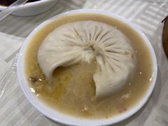 蟹黄汤包-怡园饭店-餐厅(四望亭店)