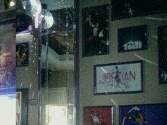 -朱古力纯K量贩式KTV(国庆中路店)