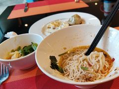 -筠咖啡西餐厅(上海国展宝龙丽筠酒店)