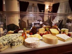 -La Villa French Restaurant