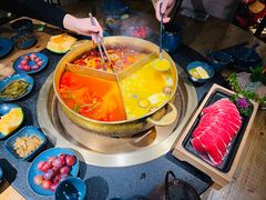 -湊湊火锅·茶憩(南京东路悦荟店)