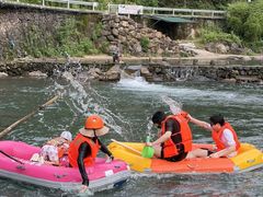 -安吉龙王山峡谷漂流
