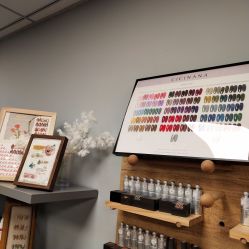 -摩睫+皮肤管理·科学美容中心