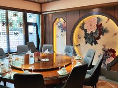 -乔家小院•非遗驴肉•本地小海鲜(滨河路店)