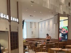 大堂-小满手工粉(杭州滨江龙湖店)