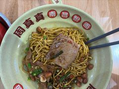 -周真真南昌拌粉·瓦罐汤(光启城店)