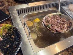 -牛里牛气· 榴莲海鲜鲜牛肉自助火锅·烤肉(横岗店)