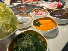 -海底捞火锅鲜切牛肉主题店(长寿路店)