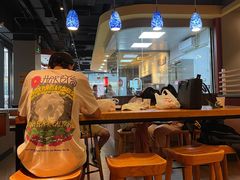 -The Habit Burger Grill 哈比特汉堡(复兴soho店)