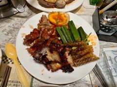 -金马门国际美食百汇(珞喻路店)