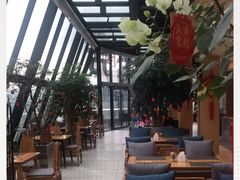 -四月吧餐厅(正阳步行街店)
