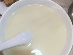 豆浆配红豆-兄弟深夜豆浆