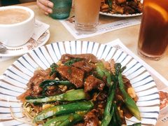 沙爹芥兰牛肉炒河粉-新世界餐厅(万达店)