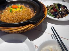 -阿瓦山寨·湘菜现炒·剁椒鱼头王(咸阳总店)