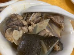 -珠海拱北口岸希尔顿欢朋酒店