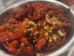 -琥珀老六龙虾(四里河店)