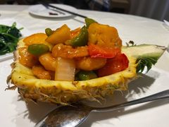 菠萝咕噜虾球-衡山汇·高级粤菜(霄云路店)