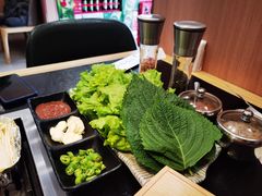 -臻牛烤肉