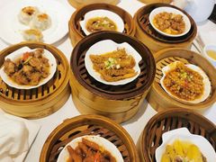 -万龙洲海鲜(大兴绿地缤纷城店)