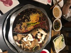 -纸盐河码头火锅(十八梯店)
