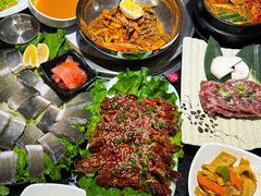 -木槿花韩式炭烤·熟成肉工坊(孙文东路店)