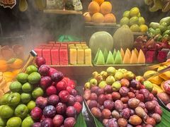 -雍容荟帝王蟹活龙虾展台自助(IFS黑金店)