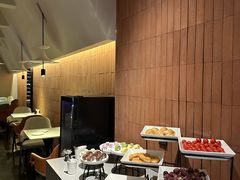 -朵兰达V酒店(成都春熙路太古里国金中心店)