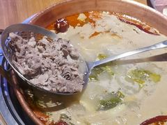 -洱火云南酸菜牛肉火锅(石景山当代商城店)