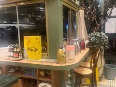 -玛格萝妮比萨屋(四平店)