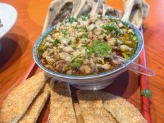 -乡村馕坑肉·烧烤·新疆菜·本地人更爱吃(阿勒泰首店)