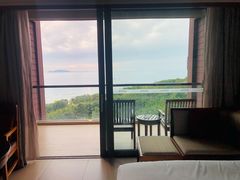 -三亚湾海居铂尔曼度假酒店