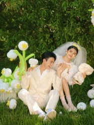 -至臻微拉婚纱摄影