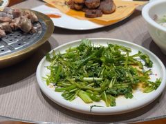 -一群羊手扒肉·火锅·早茶(远东公寓店)