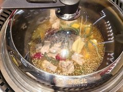 -遇东北林区铁锅炖(南开店)