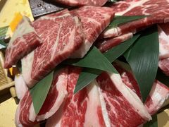 -铭牛烧肉·和牛海鲜自助(高新月牙湖店)