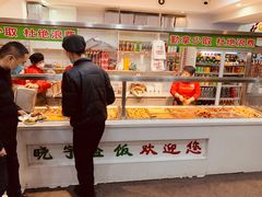 -晓宇盒饭(民安街店)
