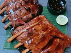 BBQ猪肋排-Naughty Nuri’s Phuket